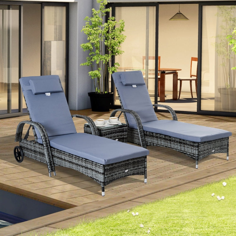 Wheeled Patio Rattan Lounge Set with Side Table - Gray